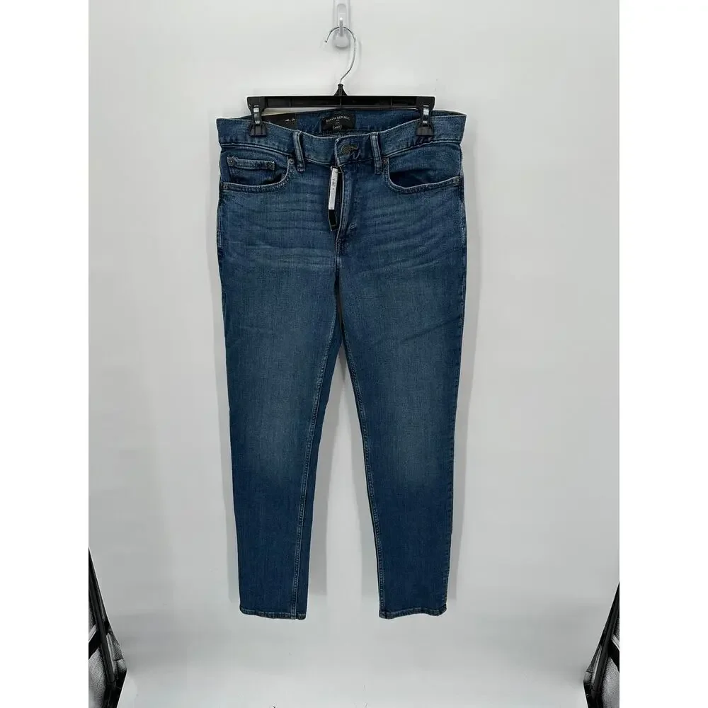 BANANA REPUBLIC NWT Men's Slim Jean in Medium Wash // 30x32